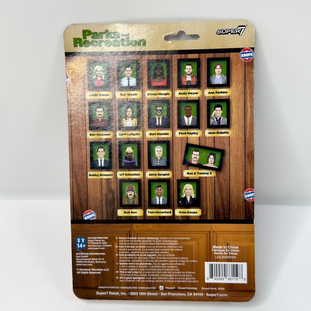 Tom Haverford Parks and Recreation Super7 ReAction Action Figure new Sealed - Picture 3 of 7